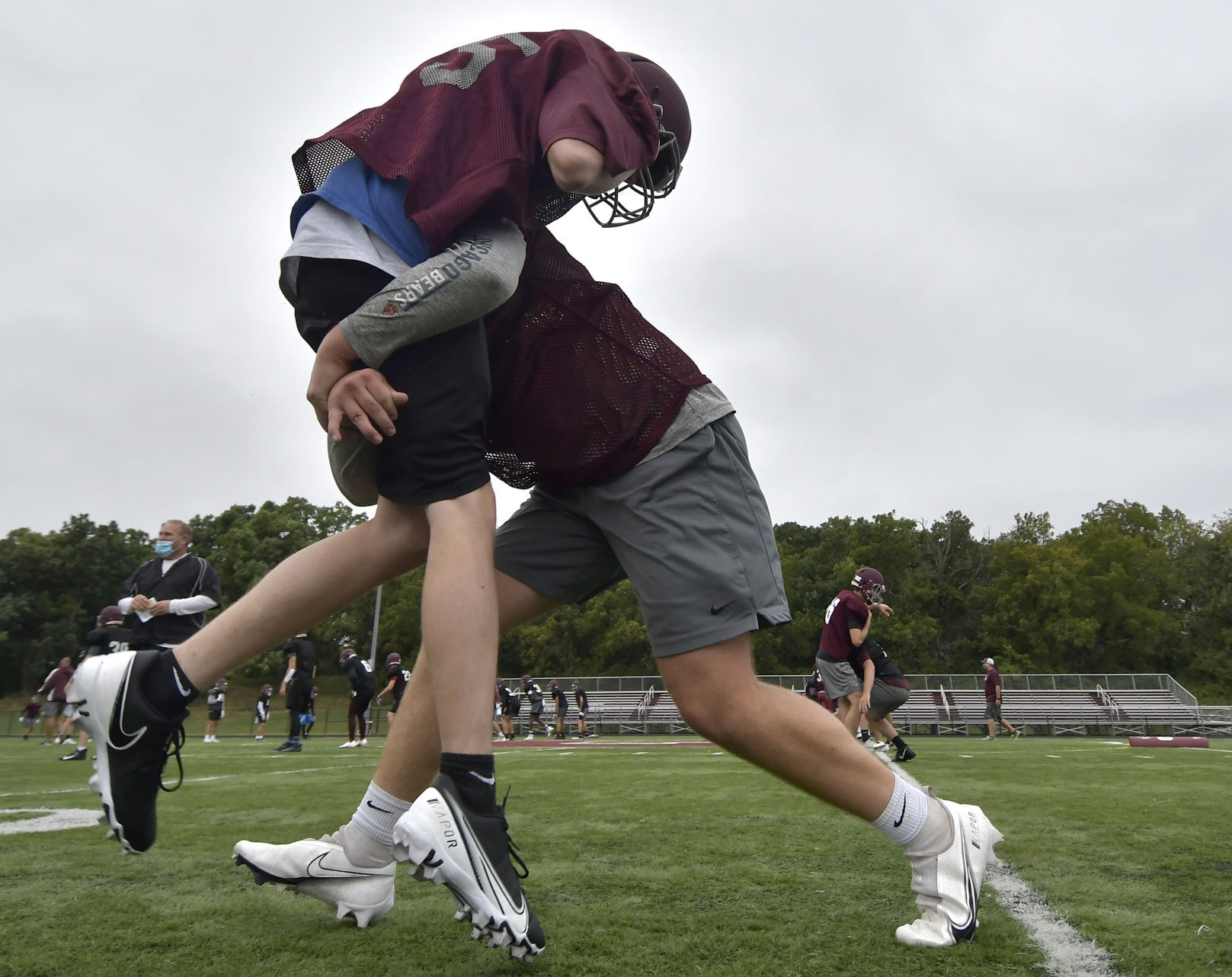 CENTRAL FOOTBALL PRACTICE